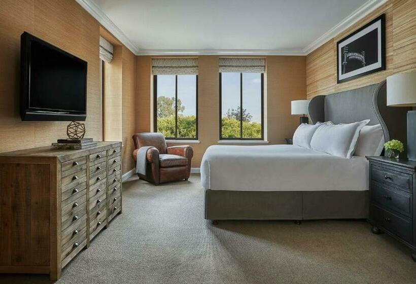 Suite King Bed, Fairmont Miramar  And Bungalows