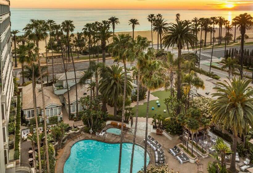 سوئیت با تخت بزرگ, Fairmont Miramar Hotel & Bungalows