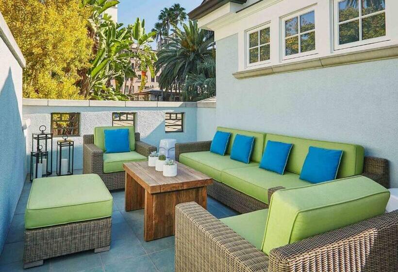 سوئیت با تخت بزرگ, Fairmont Miramar Hotel & Bungalows