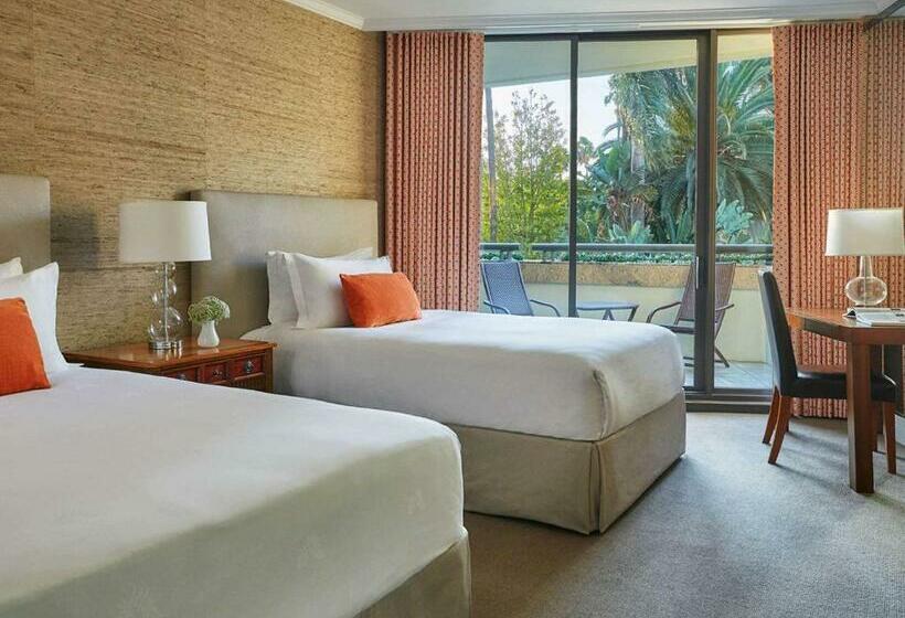 اتاق لوکس, Fairmont Miramar Hotel & Bungalows