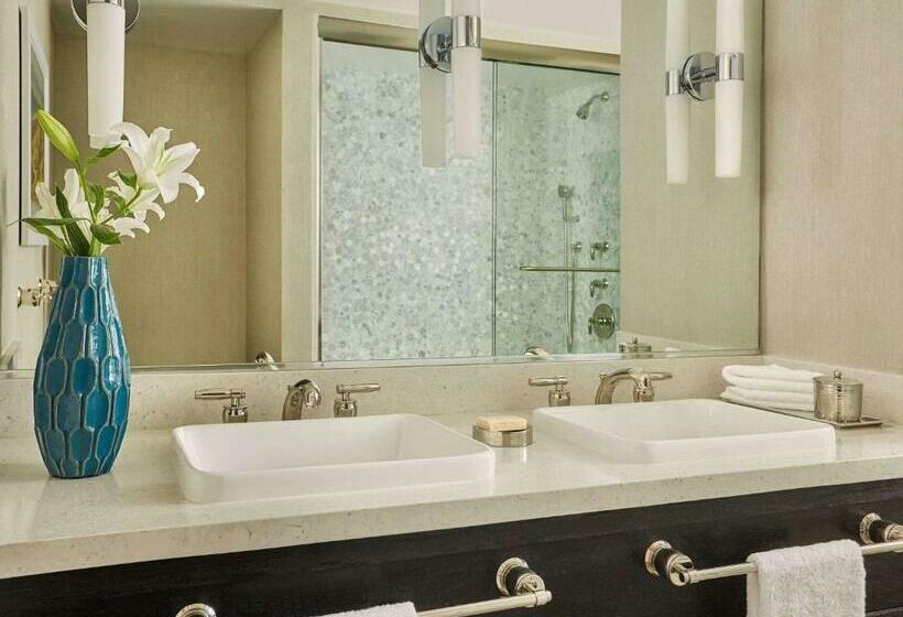 بانگلوی استاندارد, Fairmont Miramar Hotel & Bungalows