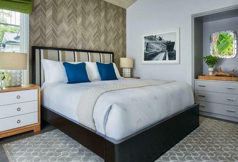 بانگلوی استاندارد, Fairmont Miramar Hotel & Bungalows