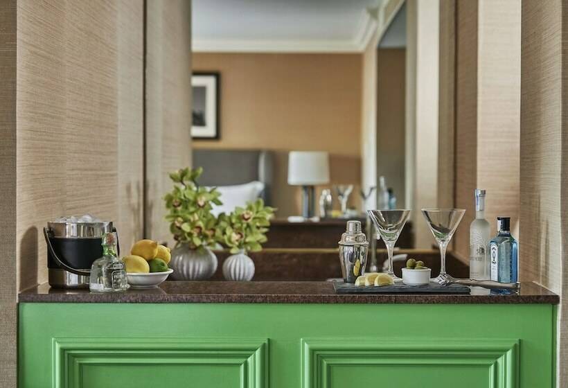 سوییت, Fairmont Miramar Hotel & Bungalows
