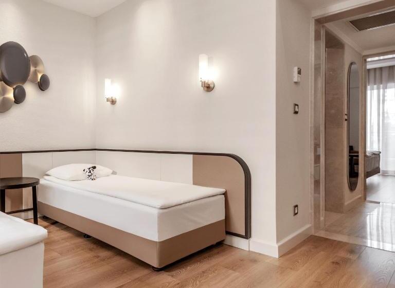 家庭山景房, Akka Antedon Hotel - Premium Ultra All Inclusive