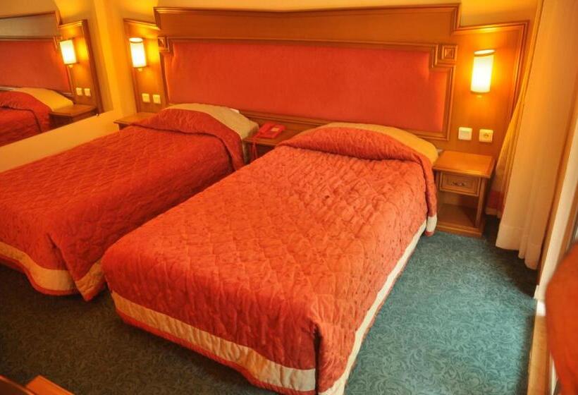 اتاق استاندارد سه نفره, Club Boran Mare Beach   All Inclusive
