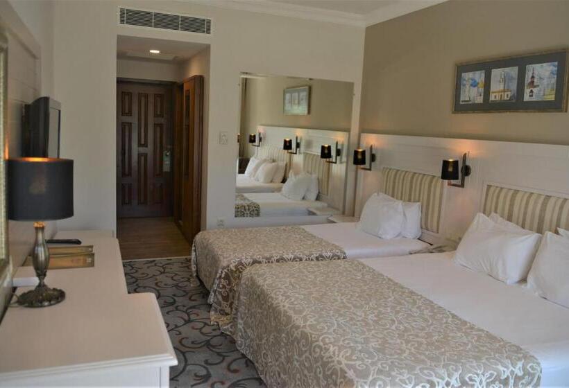 اتاق استاندارد سه نفره, Club Boran Mare Beach   All Inclusive
