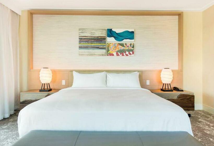 Junior Suite met Kingsize Bed, Eden Roc Miami Beach