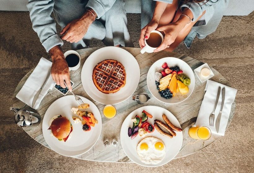 غرفة بريميوم مطلّة علي البحر, Eden Roc Miami Beach