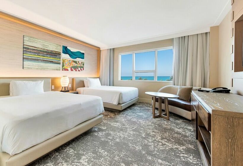 Premium Kamer met Uitzicht op Zee, Eden Roc Miami Beach