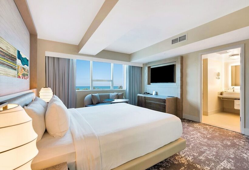 Premium room with view, Eden Roc Miami Beach