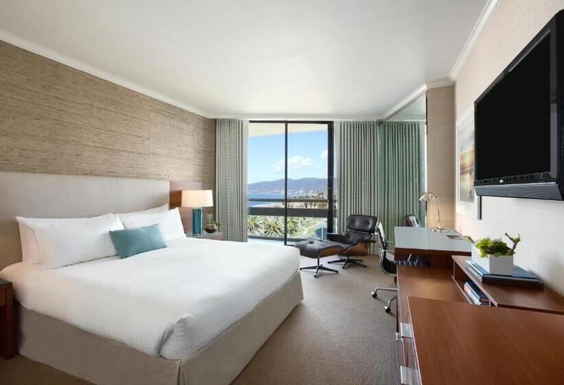 اتاق پرمیوم با چشم‌انداز دریا, Fairmont Miramar Hotel & Bungalows
