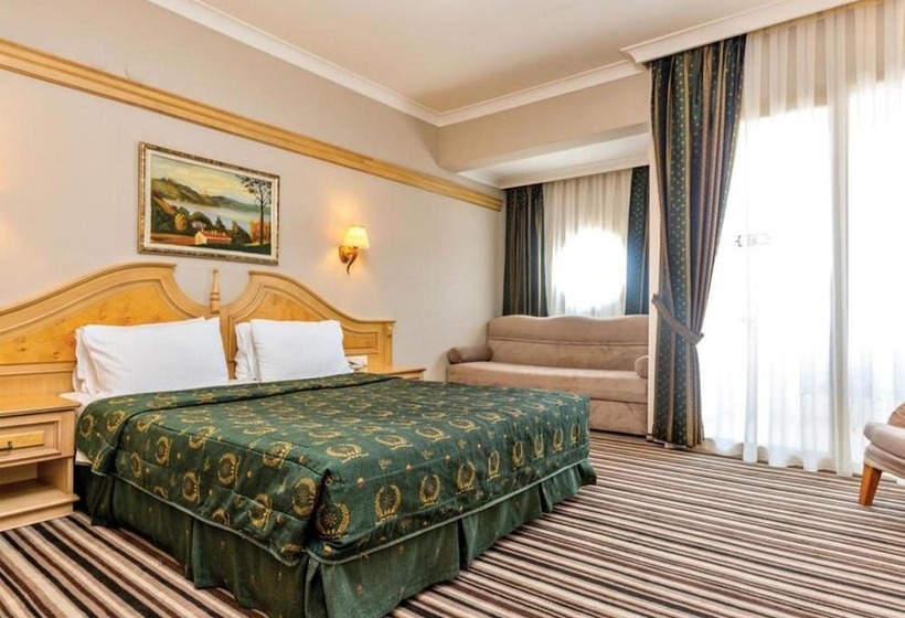 Standard Room, Grand Cettia