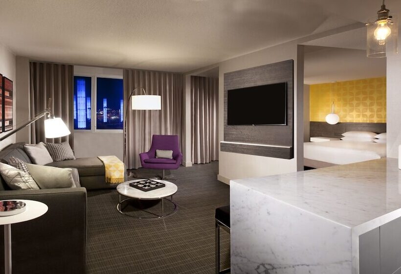 Suite, Hyatt Regency Los Angeles International Airport