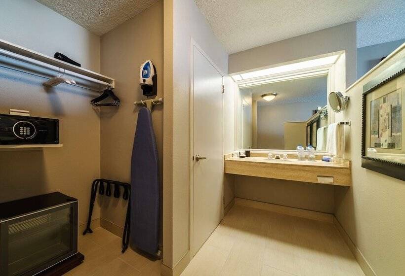 Standard Room Double Bed Adapted for people with reduced mobility, Hyatt Regency Miami