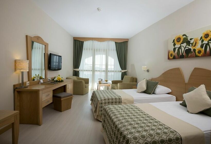 Quarto Familiar, Limak Arcadia Golf Resort Belek