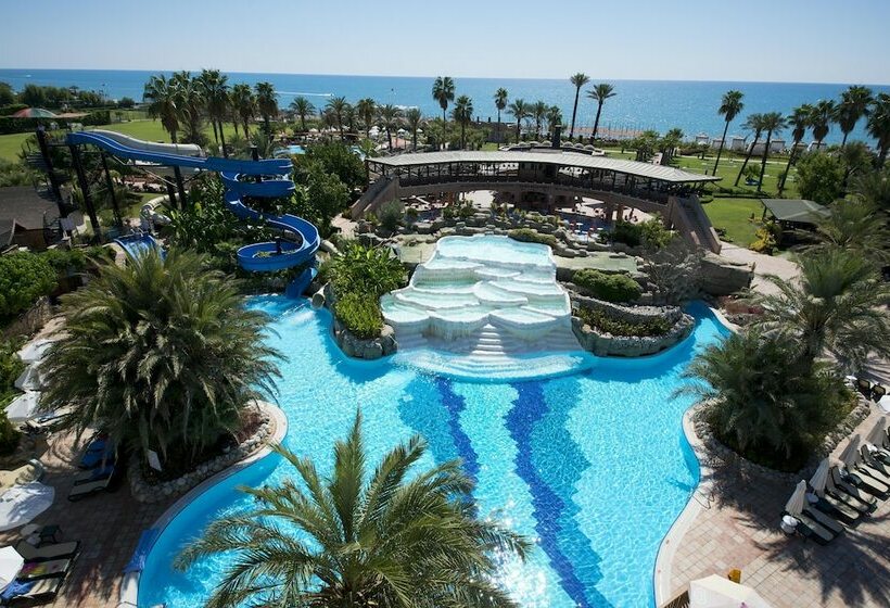 اتاق خانوادگی, Limak Arcadia Sport Resort Belek