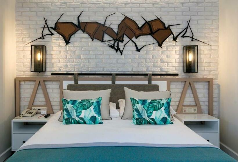 سوییت با چشم‌انداز دریا, Limak Arcadia Sport Resort Belek