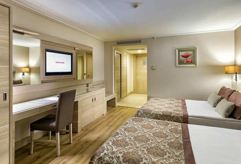 Standard Room, Miracle Resort