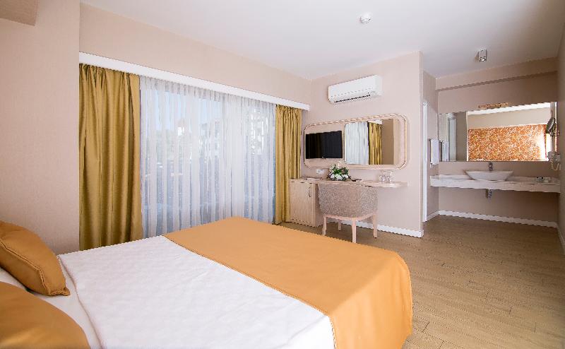 اتاق استاندارد, Mirage World