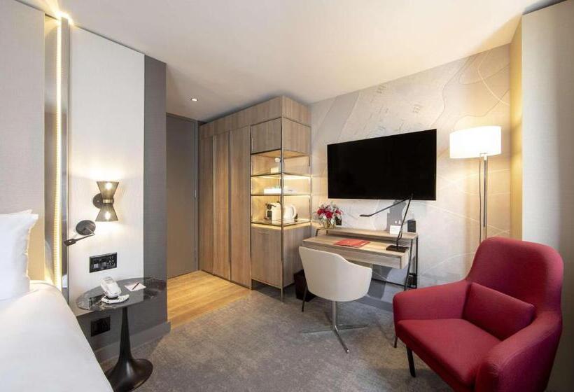 اتاق سوپریور با تخت بزرگ, NH Collection New York Madison Avenue