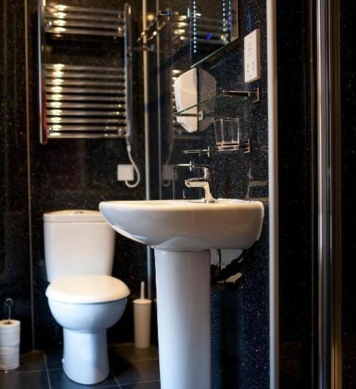 اتاق استاندارد چهار تخته, Regent House Hotel   City Centre