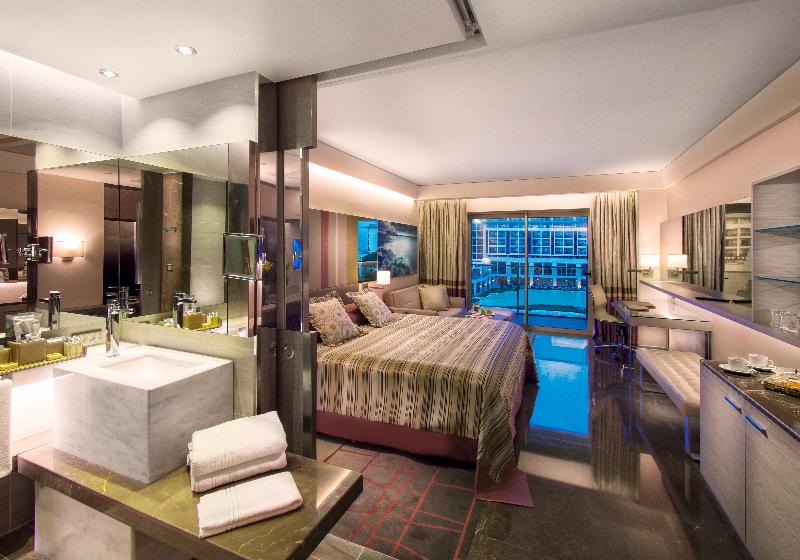 اتاق لوکس با چشم‌انداز باغ, Rixos Premium Belek, The Land of Legends Access
