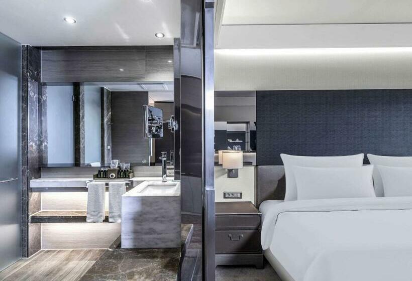 اتاق لوکس با چشم‌انداز دریا, Rixos Premium Belek, The Land of Legends Access