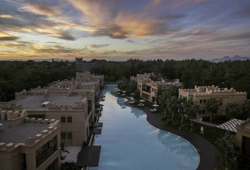 سوییت با چشم‌انداز باغ, Rixos Premium Belek, The Land of Legends Access