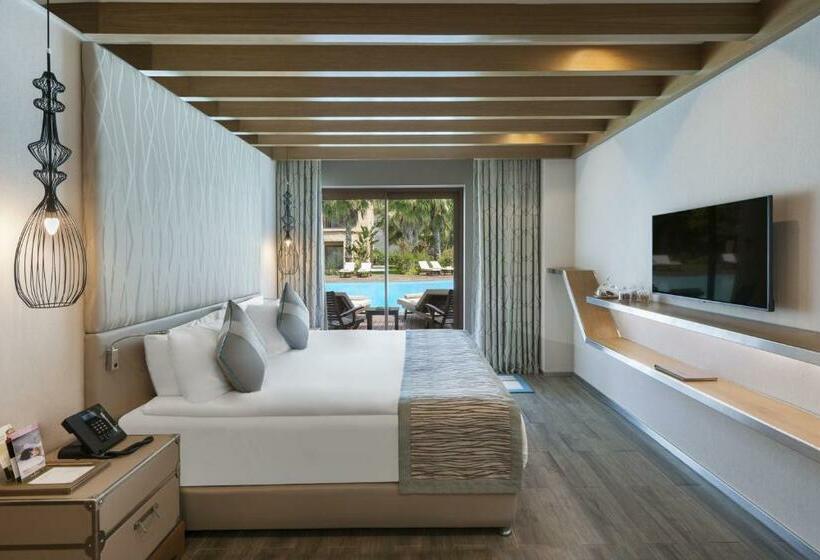 سوییت, Rixos Premium Belek, The Land of Legends Access