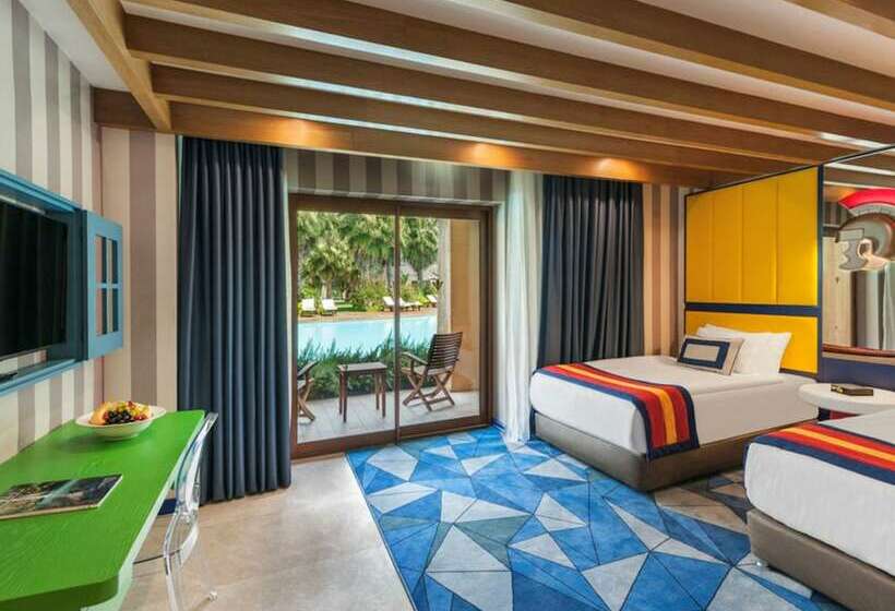 سوییت, Rixos Premium Belek, The Land of Legends Access