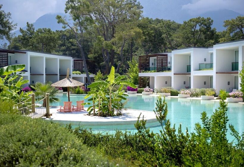 ویلای یک اتاق خوابه با استخر شنا, Rixos Premium Tekirova, The Land of Legends Access