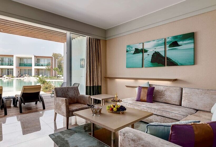 ویلای یک اتاق خوابه با استخر شنا, Rixos Premium Tekirova, The Land of Legends Access