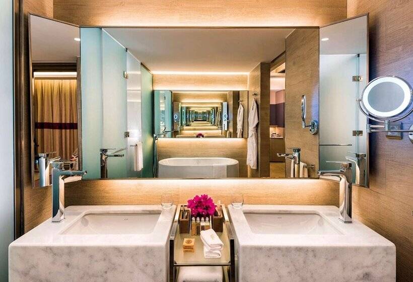 ویلای سوپریور 1 خوابه, Rixos Premium Tekirova, The Land of Legends Access