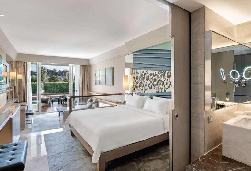 سوییت با استخر, Rixos Premium Tekirova, The Land of Legends Access