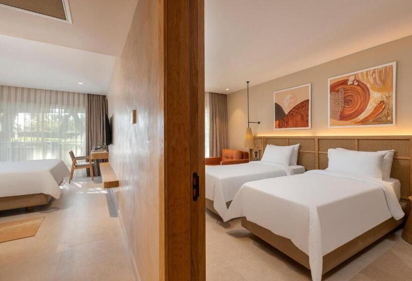 سوییت خانوادگی, Rixos Premium Tekirova, The Land of Legends Access