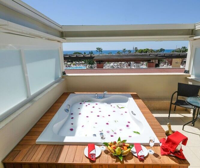 اتاق خانوادگی, Side Star Resort Hotel   Ultra All Inclusive