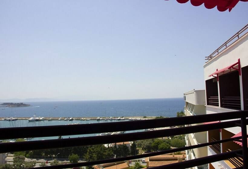 اتاق استاندارد با چشم‌انداز دریا, Suhan Seaport