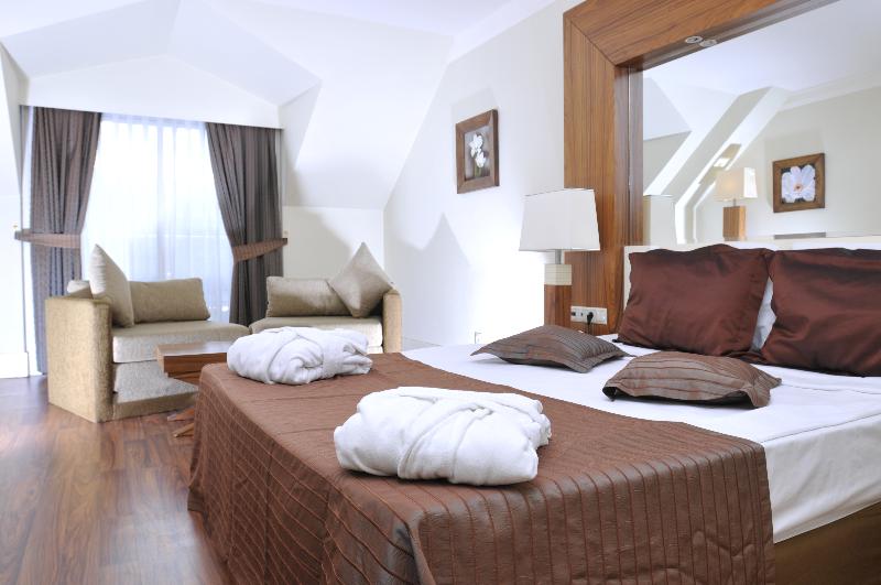 اتاق استاندارد با چشم‌انداز استخر, Meder Resort   Ultra All Inclusive