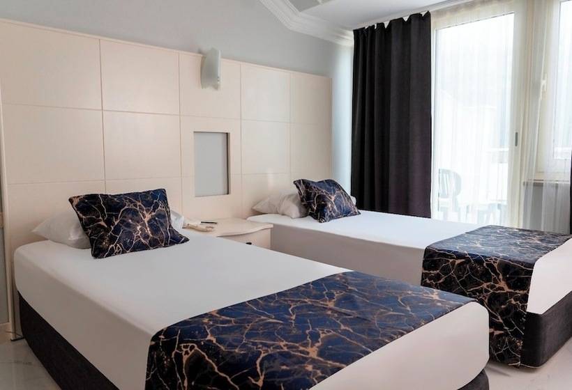 اتاق خانوادگی, Rox Royal Hotel   All Inclusive