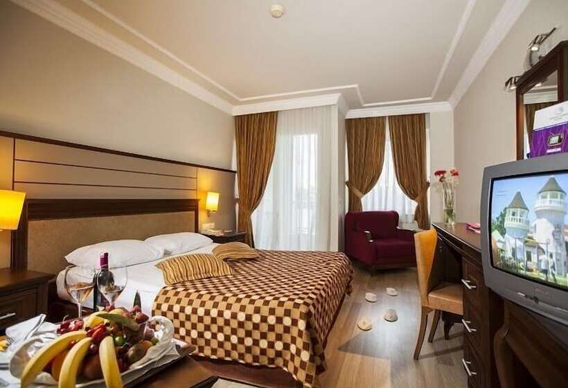 اتاق استاندارد با چشم‌انداز دریا, Rox Royal Hotel   All Inclusive