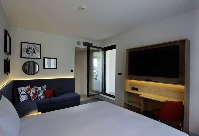 اتاق استاندارد با تخت بزرگ, Hampton By Hilton Olsztyn