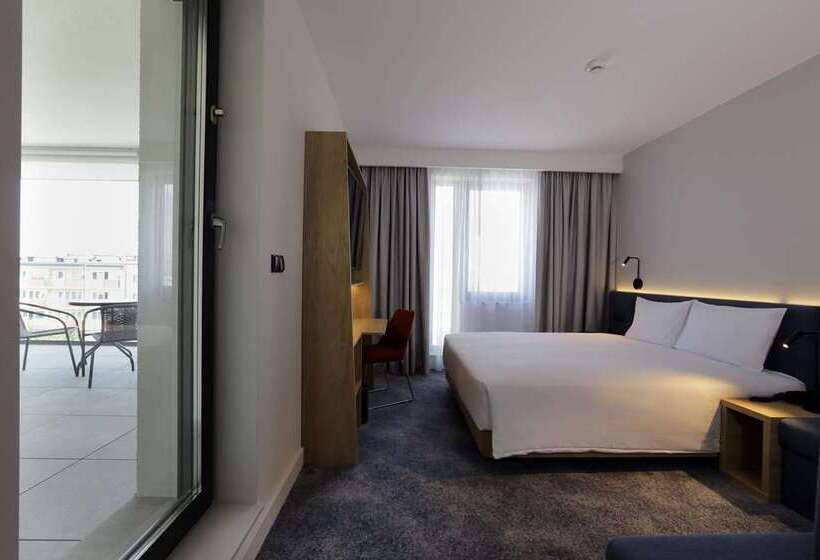 اتاق استاندارد با تخت بزرگ, Hampton By Hilton Olsztyn