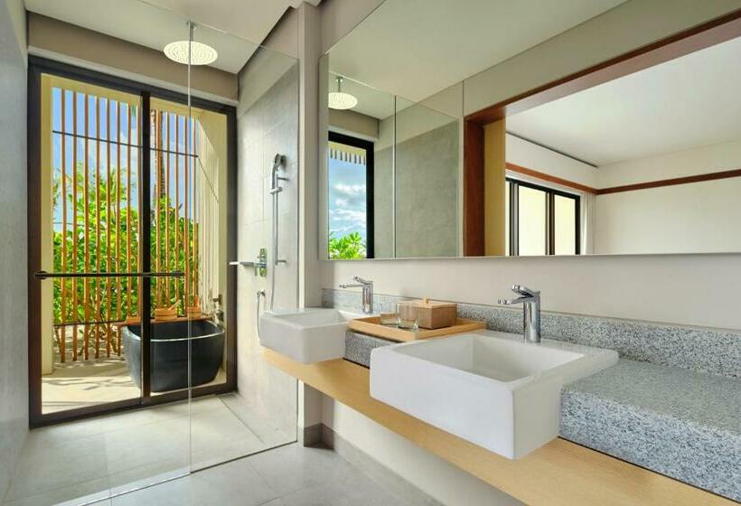 اتاق استاندارد با چشم‌انداز دریاچه, Sheraton Belitung Resort