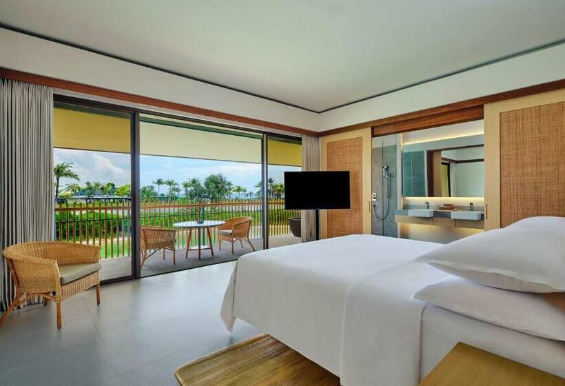 اتاق استاندارد با تخت بزرگ, Sheraton Belitung Resort