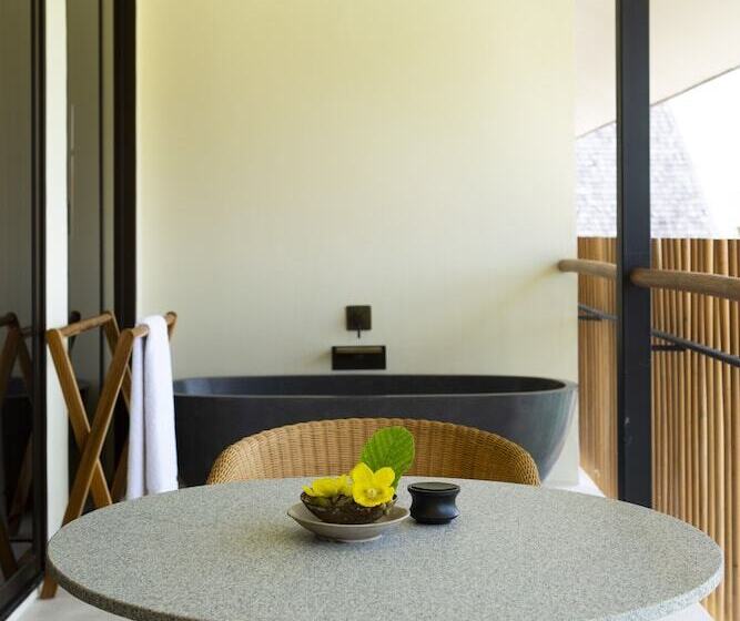 اتاق استاندارد با تخت دوبل, Sheraton Belitung Resort