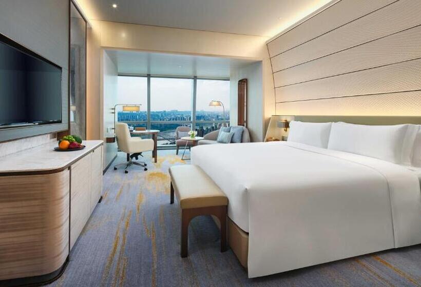 اتاق کلاسیک با تخت دونفره, Intercontinental Chongqing Raffles City, An Ihg