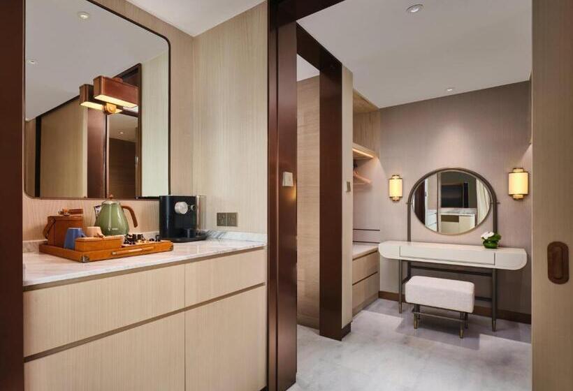استودیوی لوکس, Intercontinental Chongqing Raffles City, An Ihg