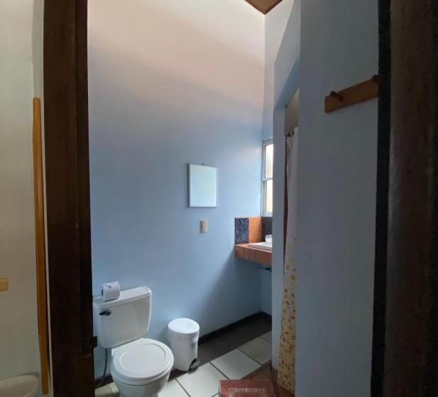 اتاق استاندارد چهار تخته, Sunset Rooms