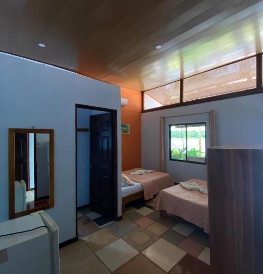 اتاق استاندارد چهار تخته, Sunset Rooms