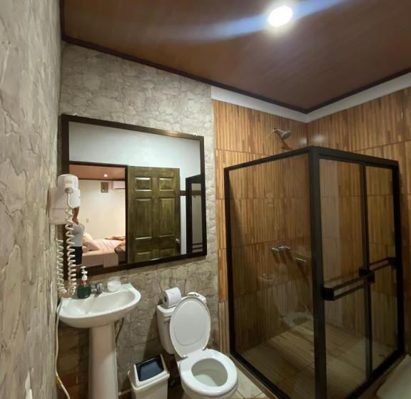 اتاق لوکس با تخت بزرگ, Sunset Rooms